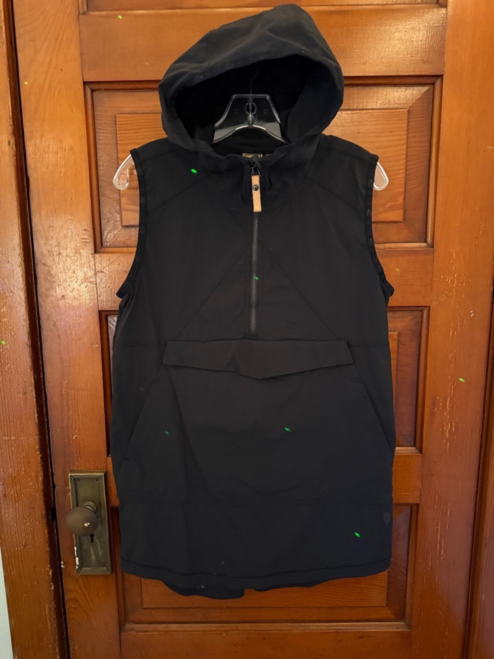 Indygena Black Hooded Sleeveless Pullover Vest - Women's